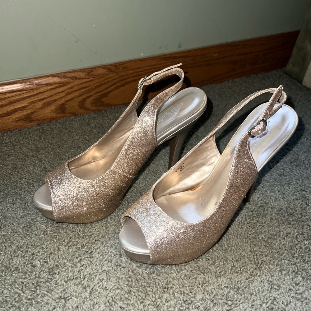 Michaelangelo Gold Shimmer Heels